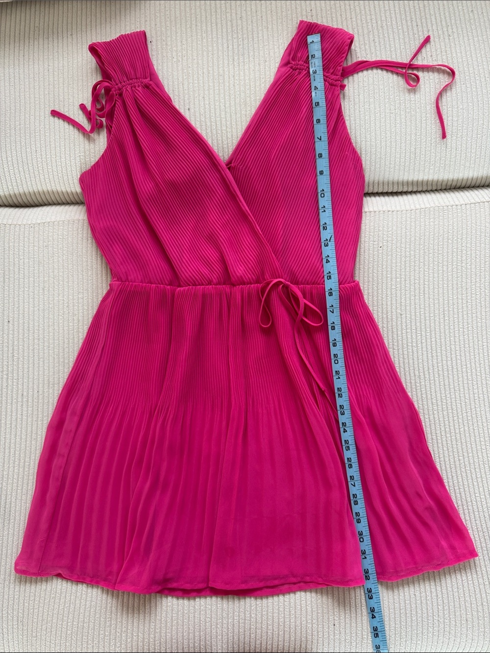 ALI & JAY Bright Fuchsia Pleated Sleeveless Dress